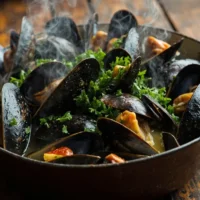 Moules de bouchot : la recette des marinières